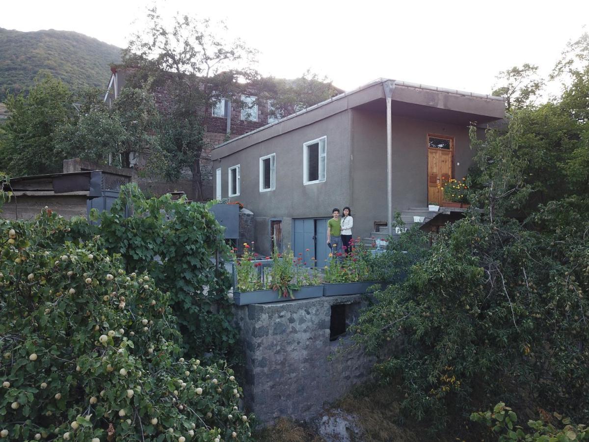 Nnn Guest House Goris Eksteriør bilde