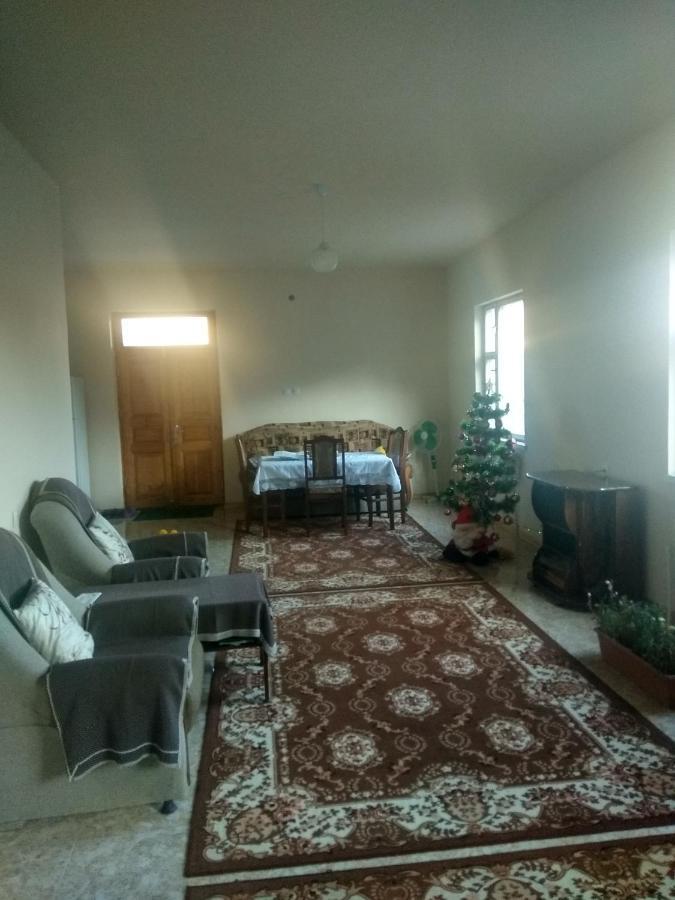 Nnn Guest House Goris Eksteriør bilde